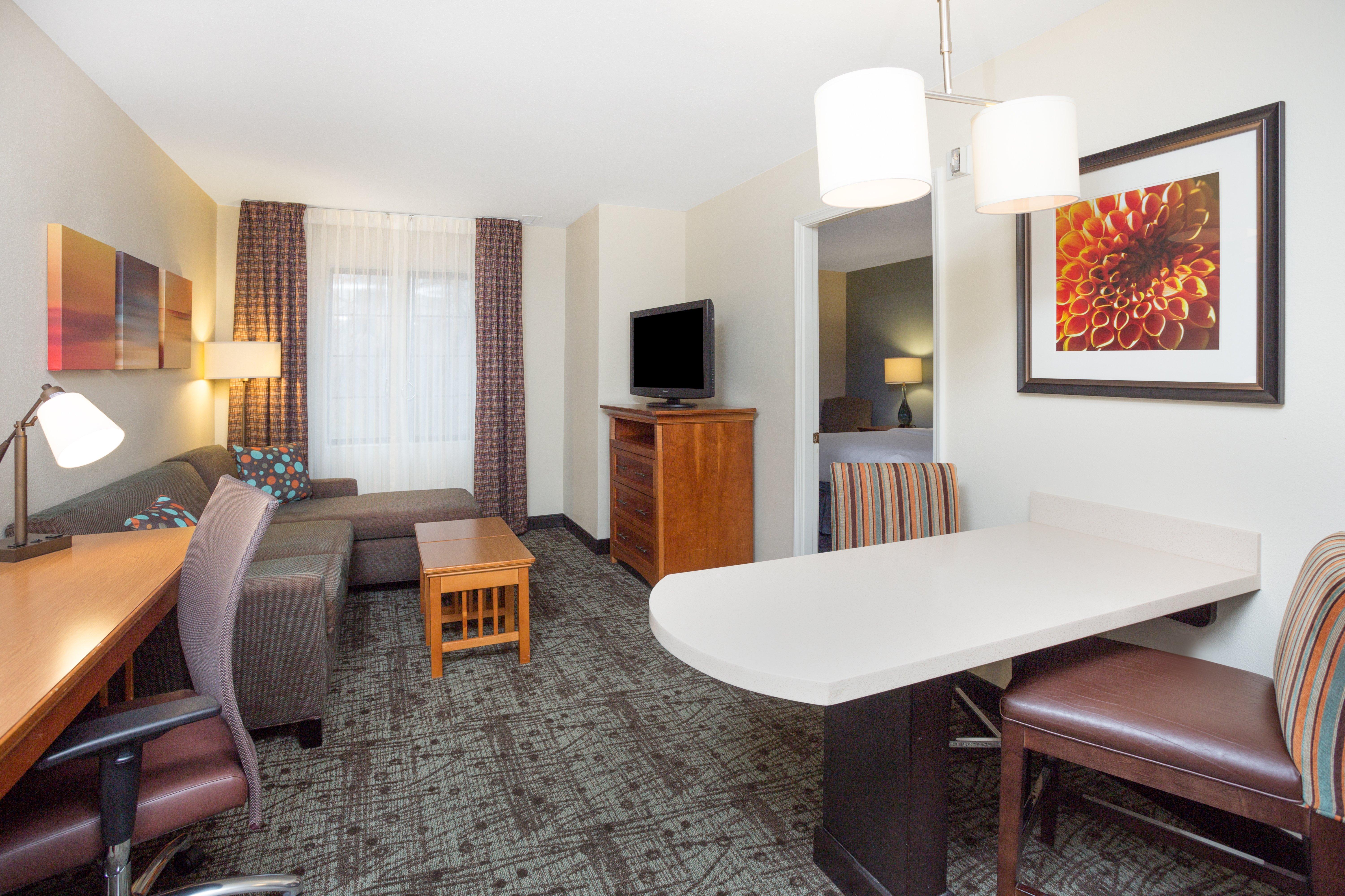 Sonesta Es Suites Atlanta Perimeter Center Данвуди Экстерьер фото