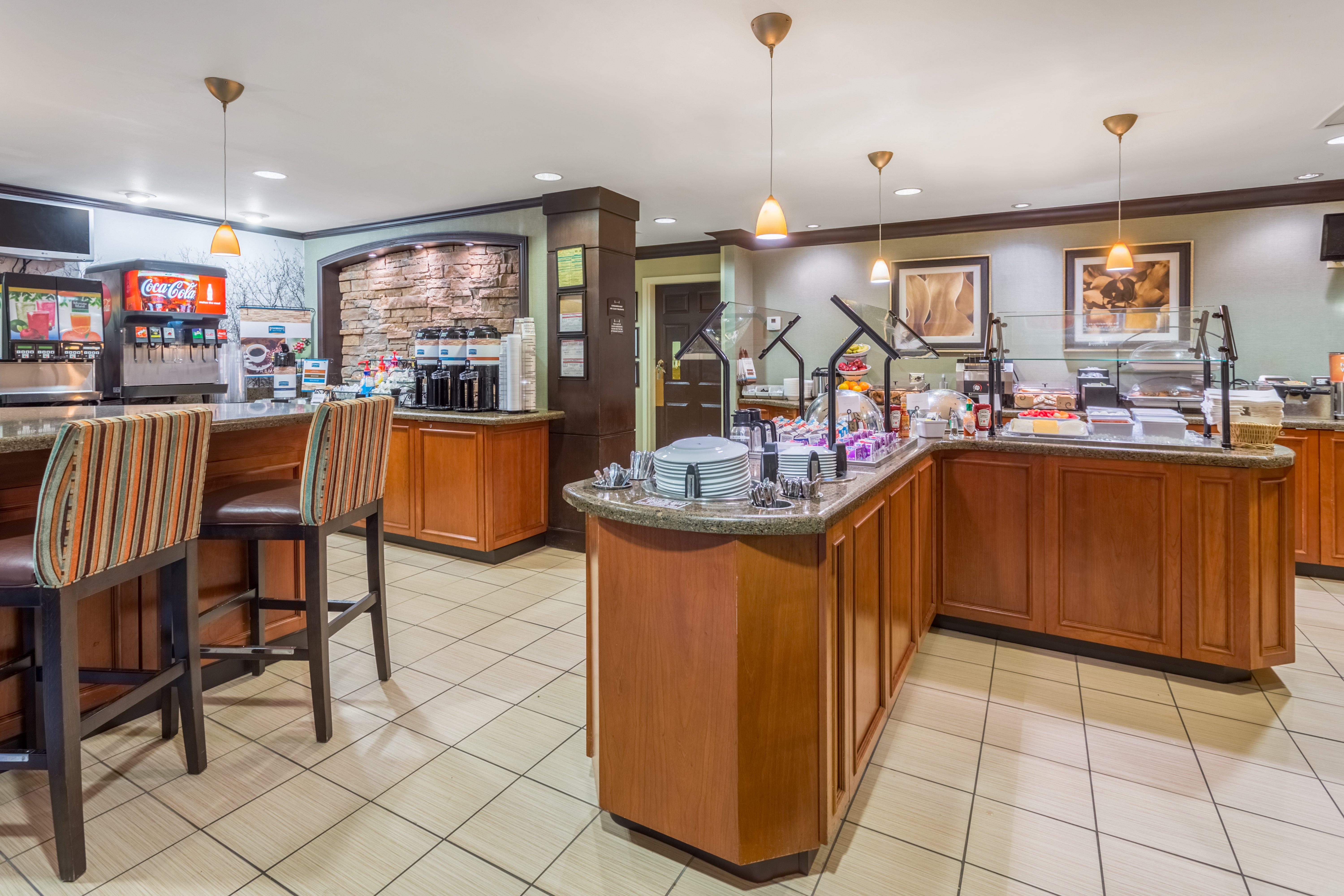 Sonesta Es Suites Atlanta Perimeter Center Данвуди Экстерьер фото