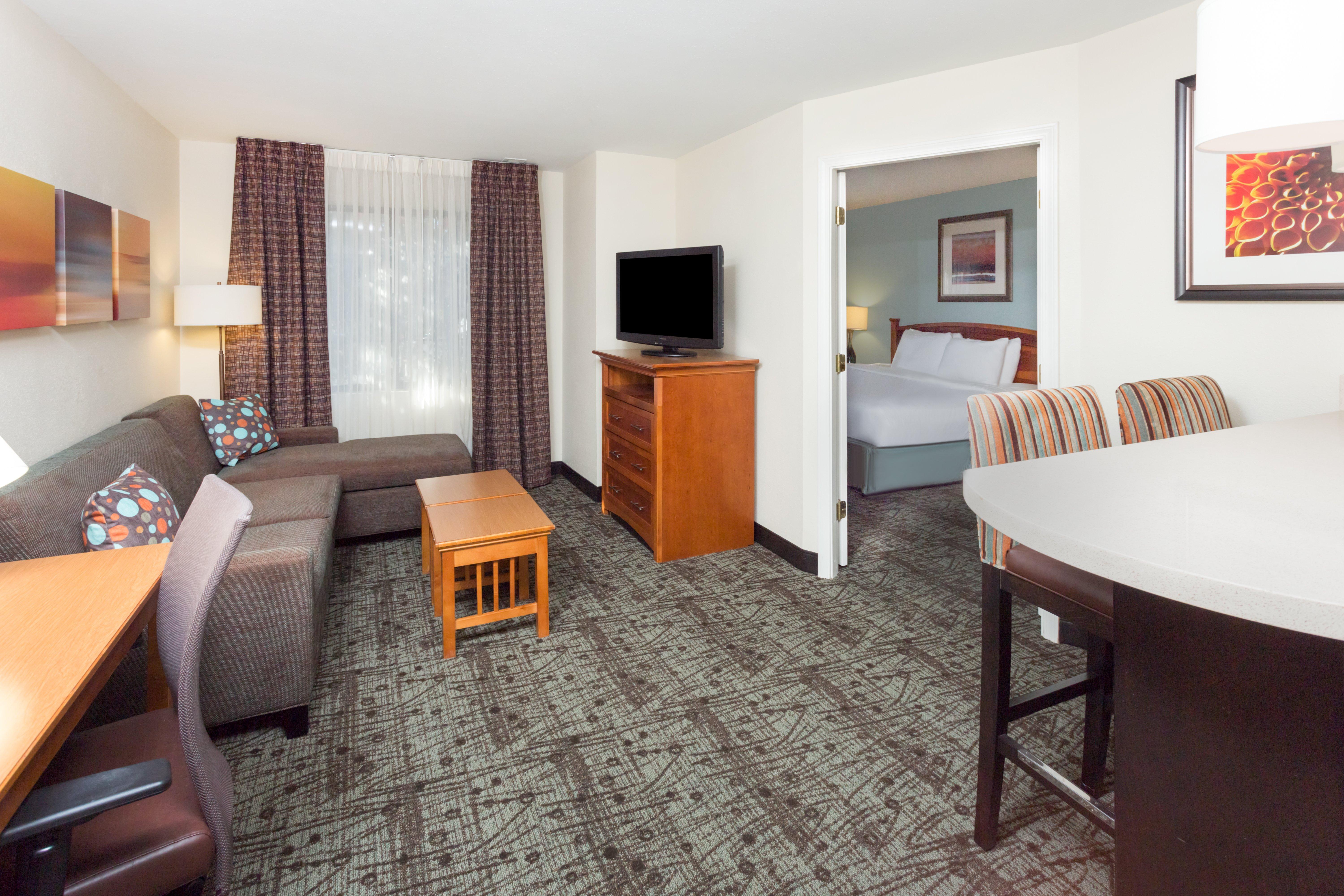 Sonesta Es Suites Atlanta Perimeter Center Данвуди Экстерьер фото