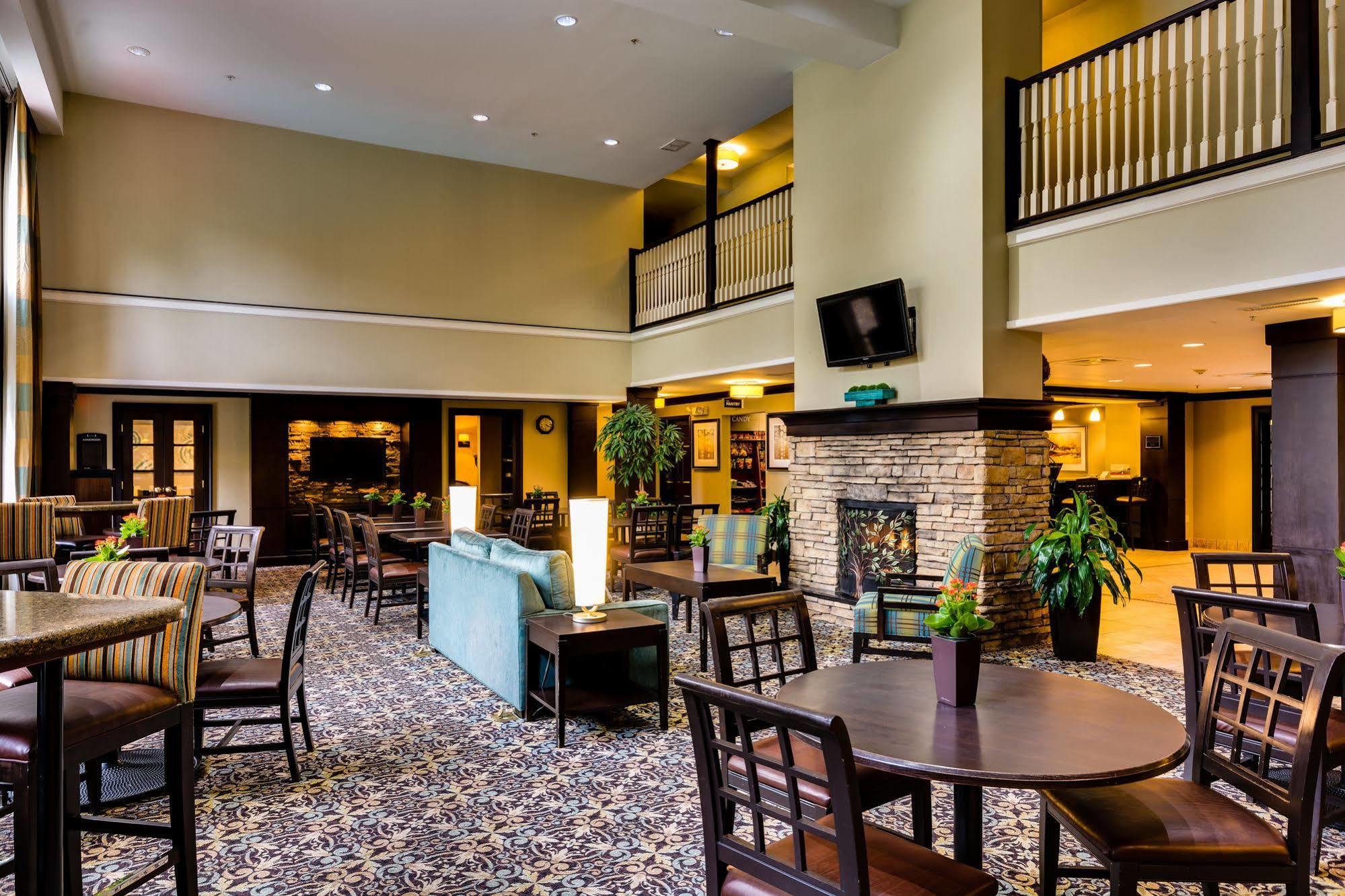 Sonesta Es Suites Atlanta Perimeter Center Данвуди Экстерьер фото