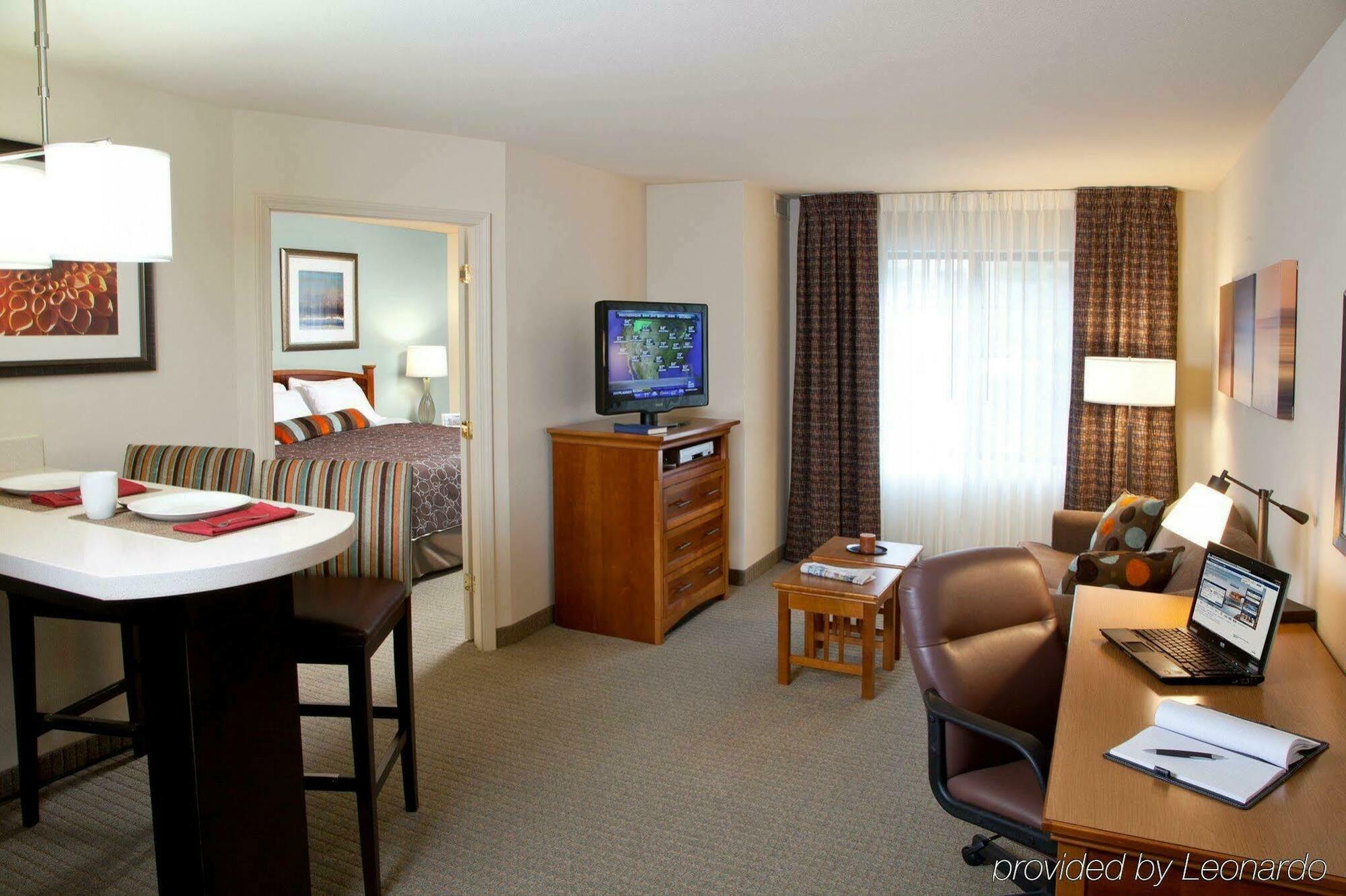 Sonesta Es Suites Atlanta Perimeter Center Данвуди Экстерьер фото
